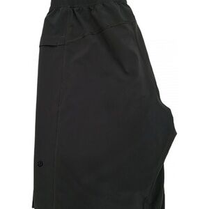 Lululemon men’s black nylon shorts - small